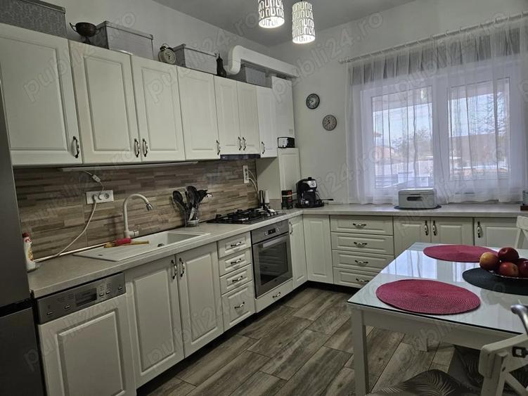 Casă cu 3 camere cu Teren 211 Mp în Sânandrei
