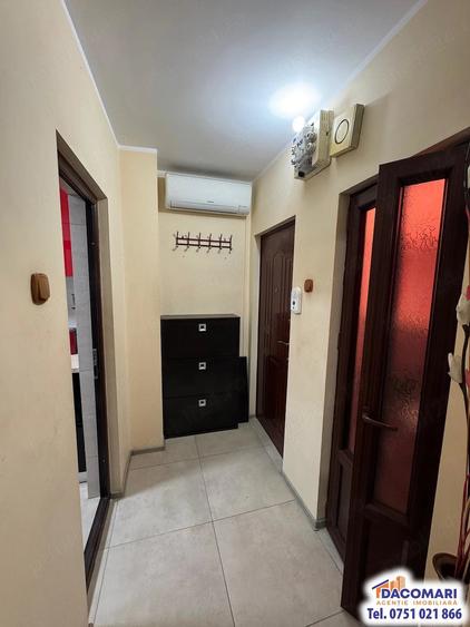 Apartament cu 2 camere semidecomandat în Micro 16