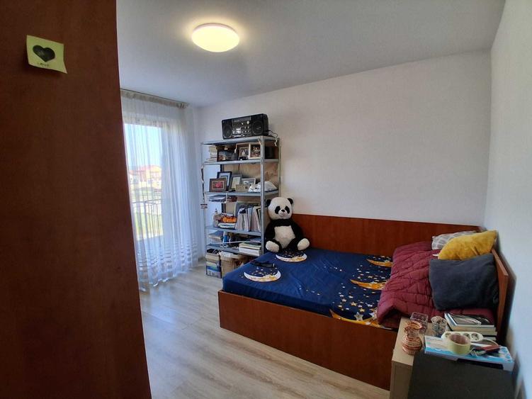 Casă cu 4 camere cu Teren 115 Mp în Est