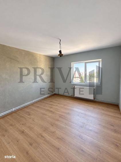 Apartament cu 3 camere decomandat în Bucovina