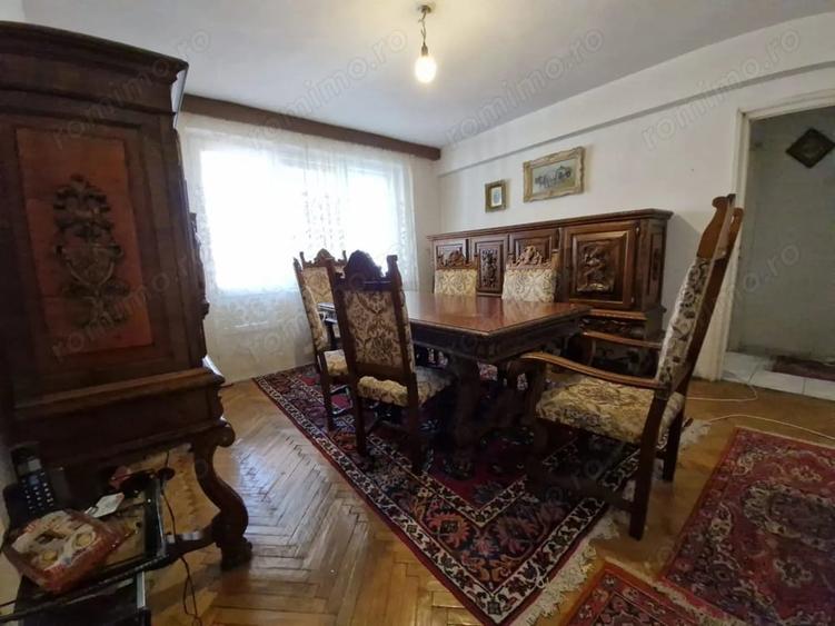 Apartament cu 3 camere semidecomandat, mobilat în Ultracentral