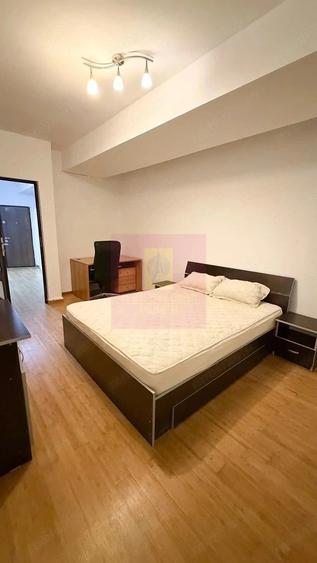 Apartament cu 2 camere semidecomandat în Dristor
