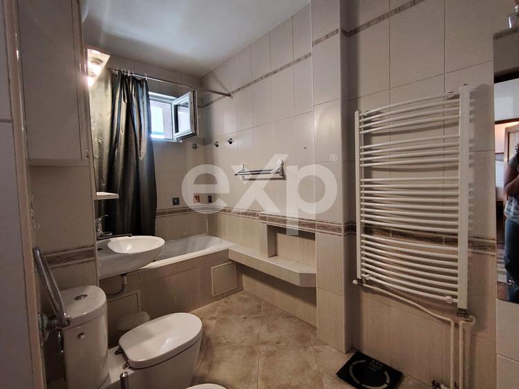 Apartament cu 4 camere semidecomandat, mobilat în Zorilor