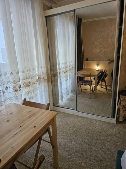 Garsonieră decomandată în Central