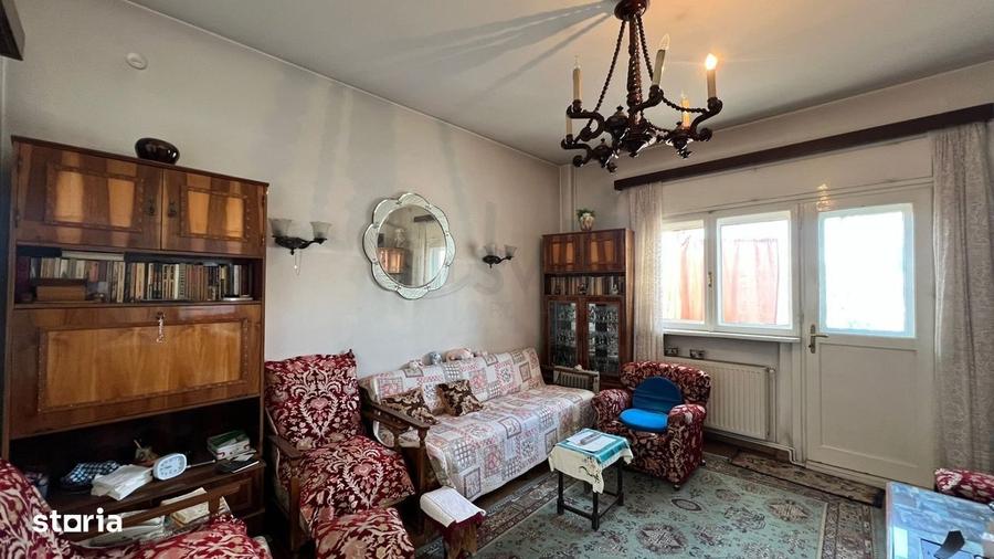 Apartament cu 3 camere, mobilat în Gara de Nord