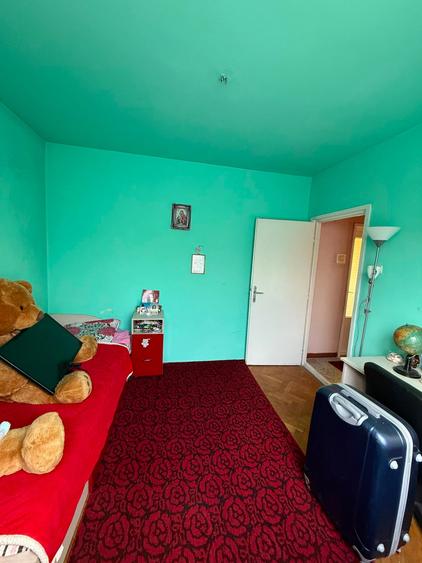 Apartament cu 65 camere în Girocului