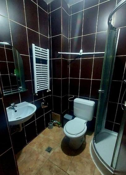 Garsonieră decomandată în Fundeni