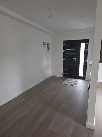 Casă cu 4 camere cu Teren 1200 Mp în Tăuții-Măgherăuș