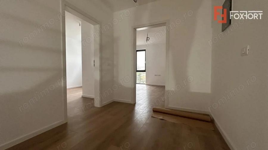 Casă cu 5 camere cu Teren 350 Mp în Central