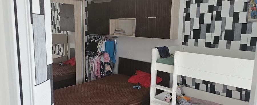 Casă cu 3 camere cu Teren 200 Mp în Central