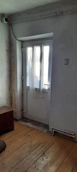 Casă cu 4 camere în Teiș