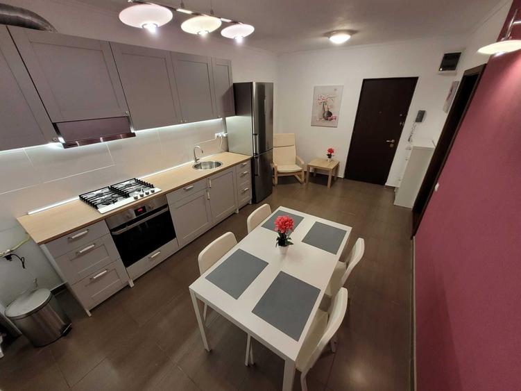 Apartament cu 2 camere semidecomandat în Berceni