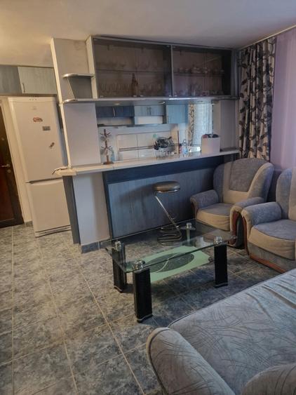 Apartament cu 2 camere semidecomandat în Crihala