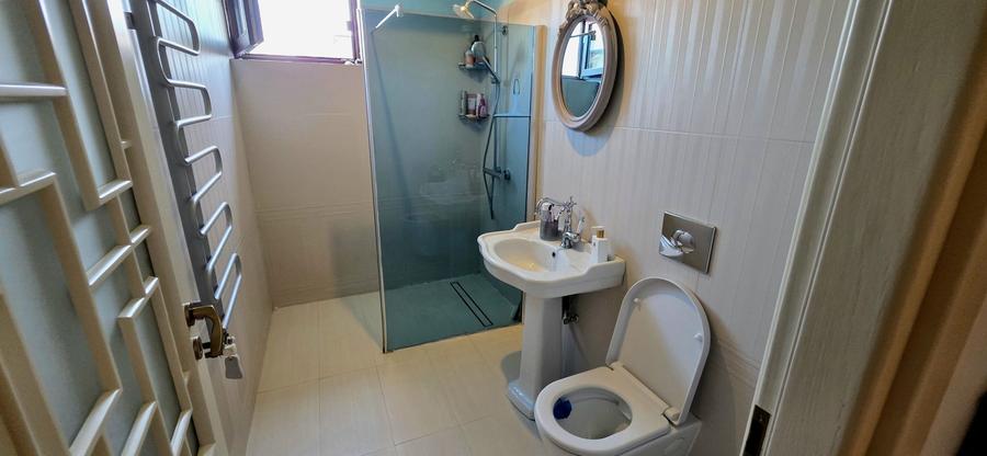 Apartament cu 3 camere semidecomandat, mobilat în Națiunile Unite