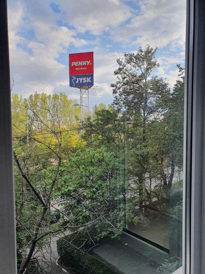 Apartament cu 2 camere semidecomandat în Nord