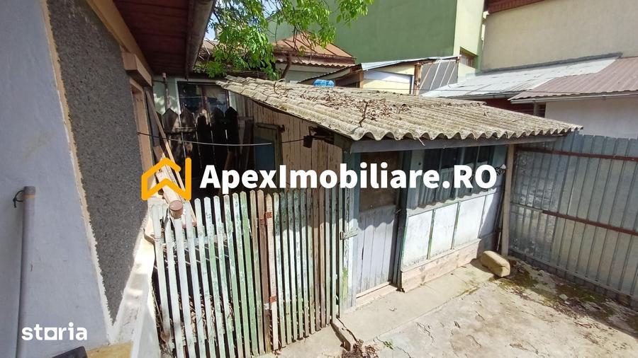 Casă cu 2 camere cu Teren 170 Mp în Tei