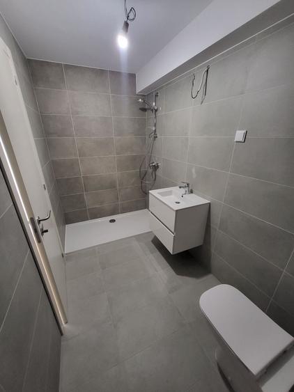 Apartament cu 2 camere decomandat în Ghencea
