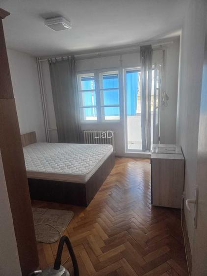 Inchiriez apartament 2 camere Gh.Doja | 1 dormitor | 5 min Spitalul Judetean | 10 min Facultatea de Drept, de Constructii, de Mediu | Complet mobilat
