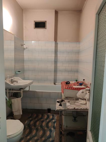 Casă individuală cu 6 camere cu Canalizare în Brâncoveanu