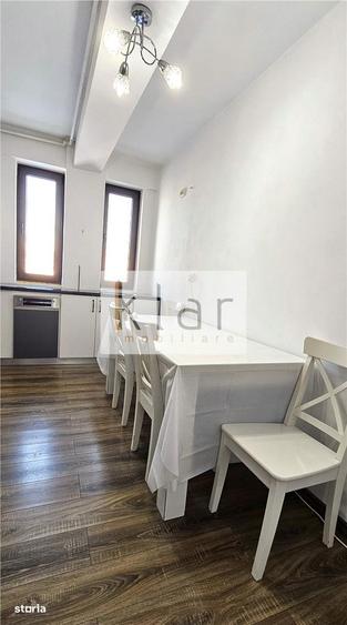 Apartament cu 3 camere, mobilat în Gruia
