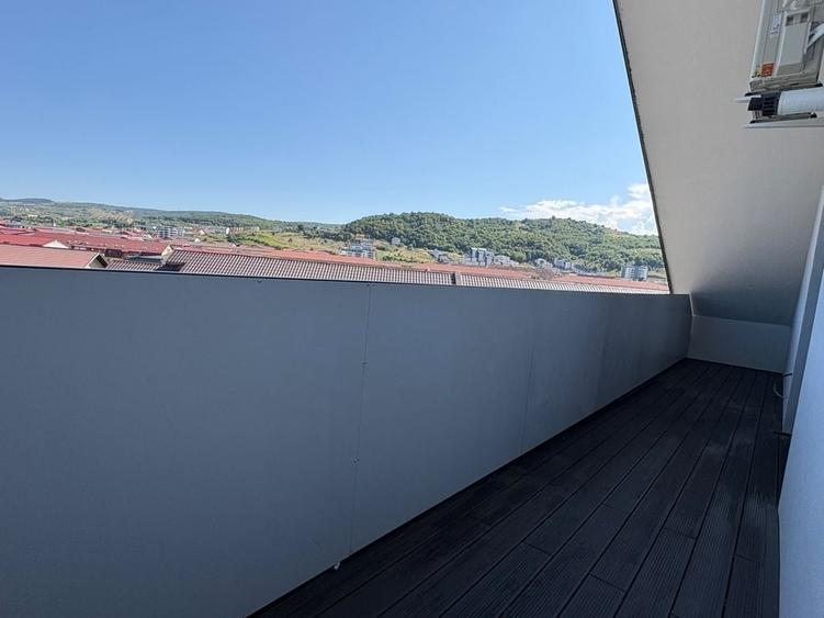 Apartament cu 2 camere decomandat în Florești