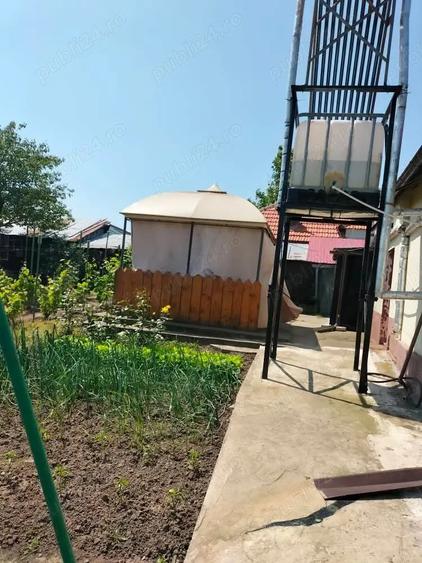Casă cu 3 camere cu Teren 1000 Mp în Central