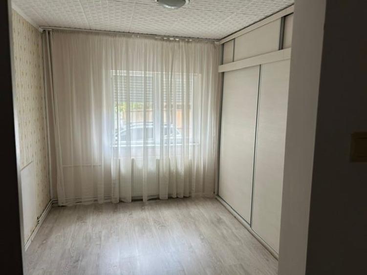 Apartament cu 2 camere semidecomandat, mobilat în Micălaca