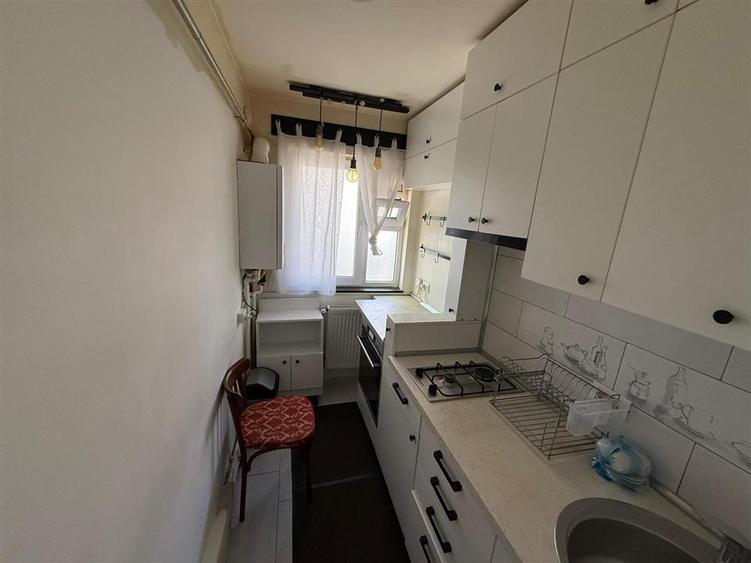 Apartament cu 2 camere nedecomandat în Alexandru cel Bun