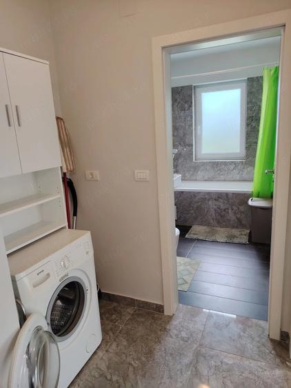 Apartament cu 2 camere semidecomandat în Dumbrăvița