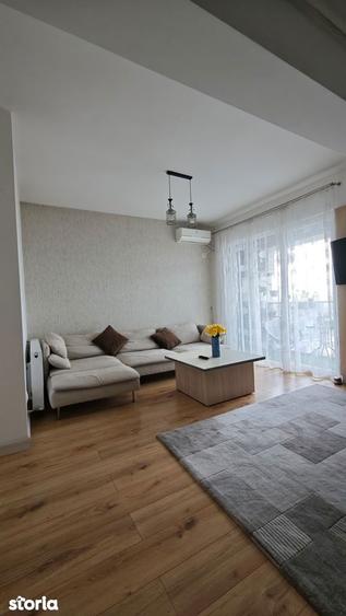 Apartament cu 3 camere în 9 Mai