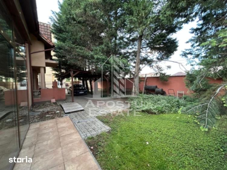 Casă cu 6 camere cu Teren 920 Mp în Odobescu