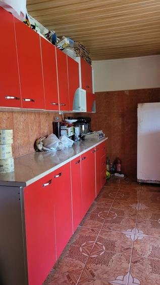 Casă cu 4 camere în Dor Mărunt
