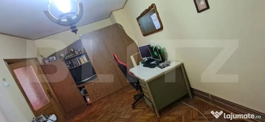Casă cu 7 camere cu Teren 670 Mp în Dej
