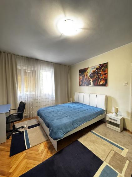 Garsonieră decomandată în Central
