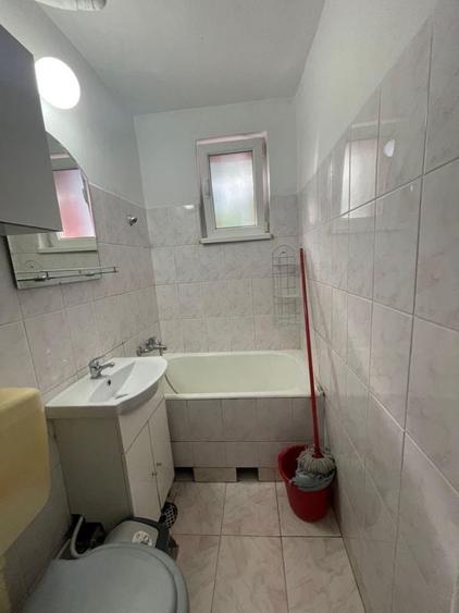 Apartament cu 3 camere semidecomandat în Gheorgheni