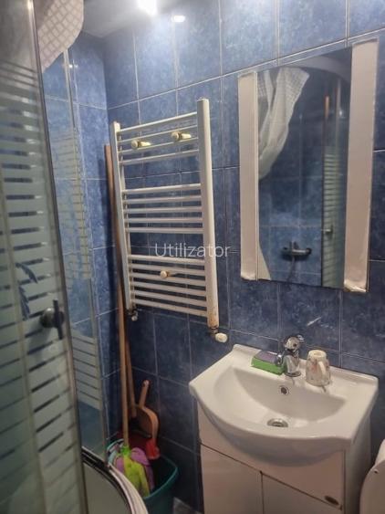 Proprietar, vând garsonieră, zona Vivo, str. Enescu 13