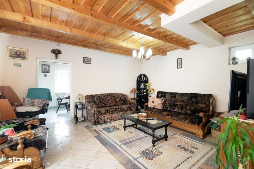 Casă cu 3 camere cu Teren 700 Mp în Central
