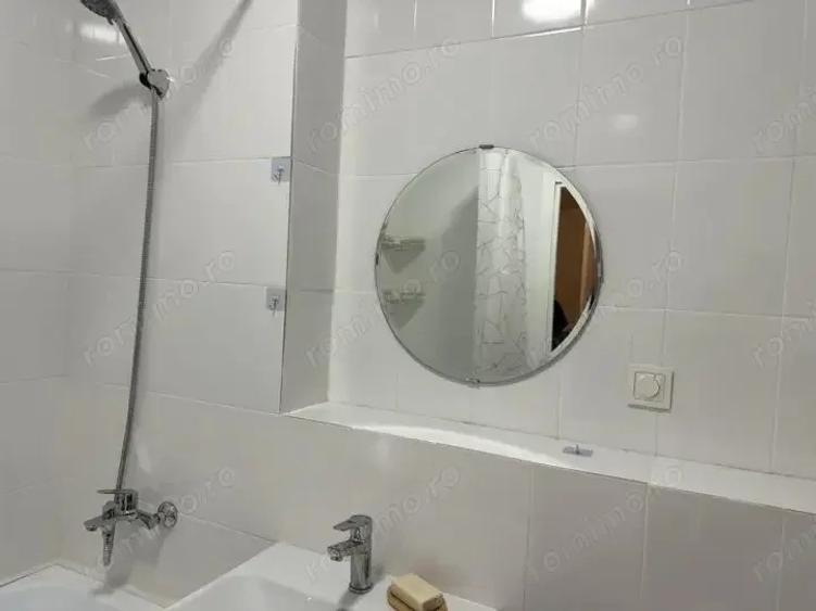 Apartament cu 2 camere decomandat în Complex Studențesc