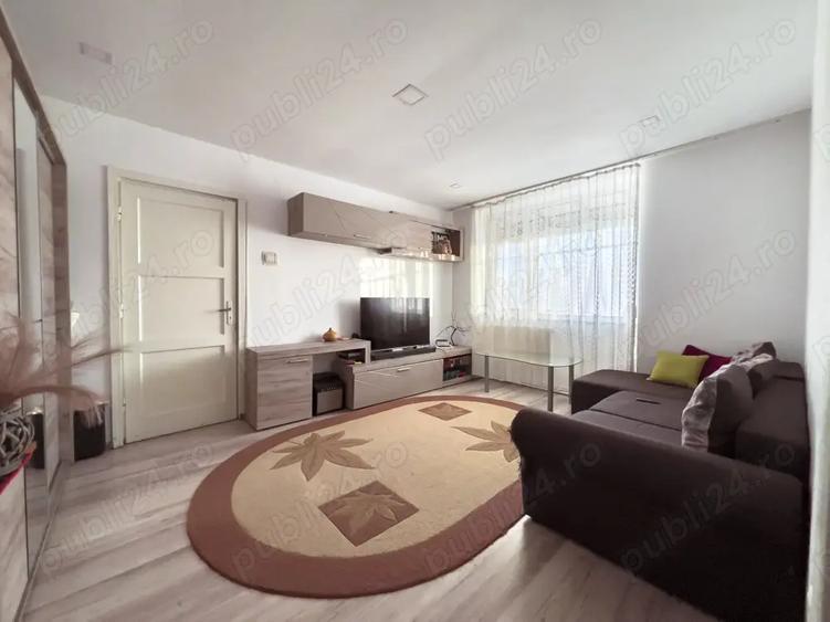 Apartament cu 2 camere semidecomandat în Ultracentral