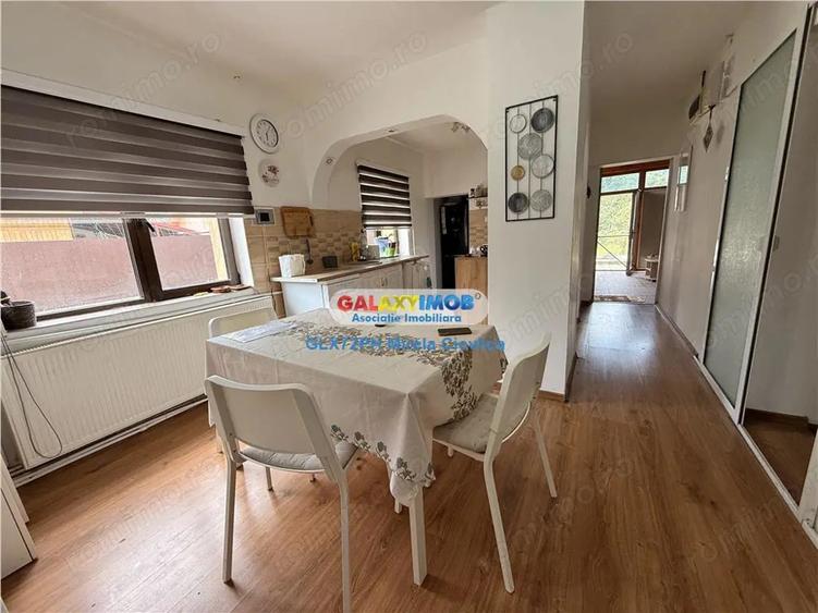 Casă cu 3 camere cu Teren 1093 Mp în Central