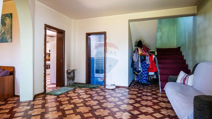 Casă individuală cu 3 camere cu Teren 466 Mp în Dobroești