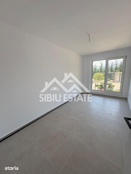 Apartament cu 3 camere în Cristian