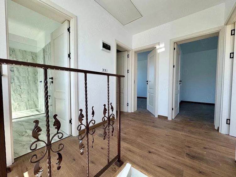 Casă cu 5 camere cu Teren 240 Mp în Bascov