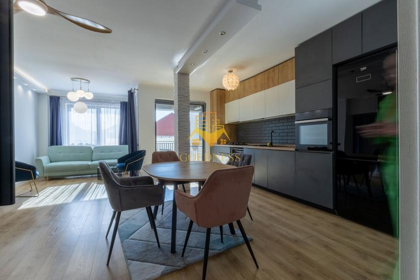 Apartament cu 3 camere semidecomandat, mobilat în Bună Ziua