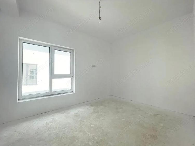 Casă cu 4 camere cu Teren 255 Mp în Urseni