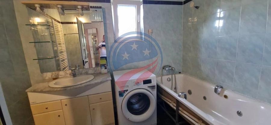 Apartament cu 2 camere de vanzare Craiova, zona ?tefan Velovan | Etaj 2/2 - 3
