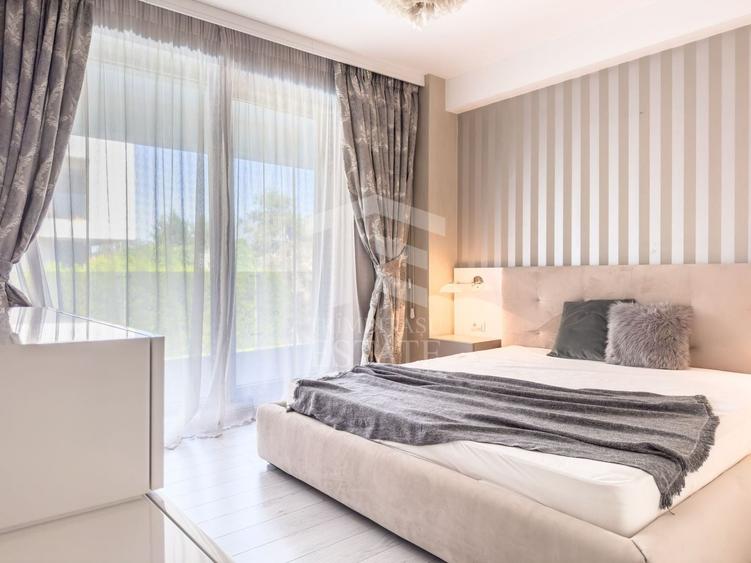 Apartament cu 3 camere semidecomandat, mobilat în Exterior Vest