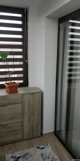 Apartament cu 2 camere semidecomandat, mobilat în Central