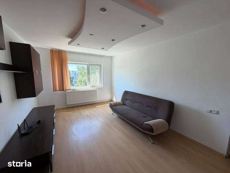 Apartament cu 2 camere decomandat în Inel II