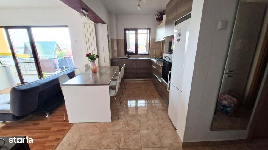 Apartament cu 3 camere în Trivale